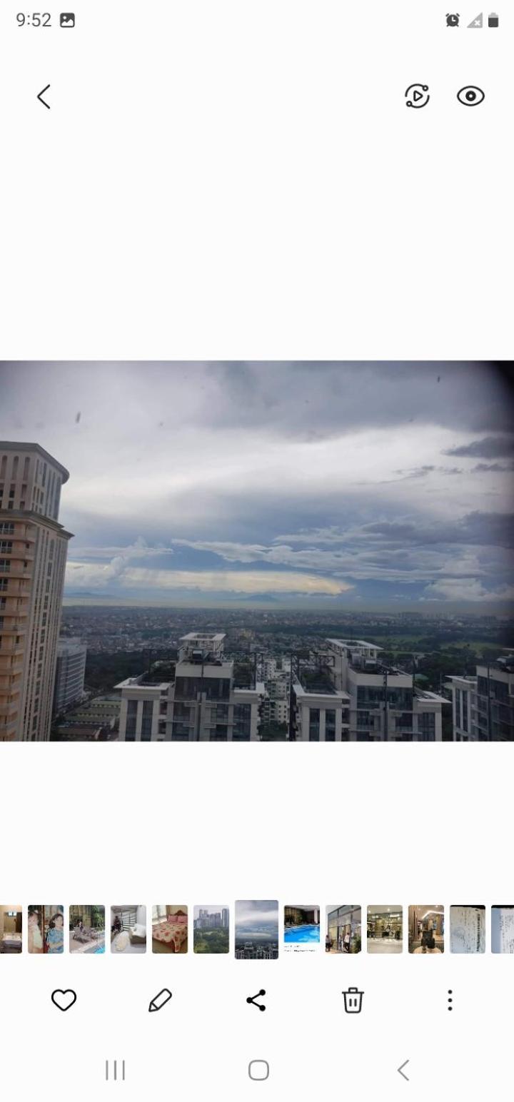 Grand Canal Penthouse! Манила Экстерьер фото